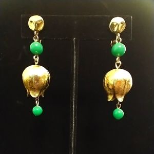 Vintage (1940s) Green/Gold Clip-On Earrings